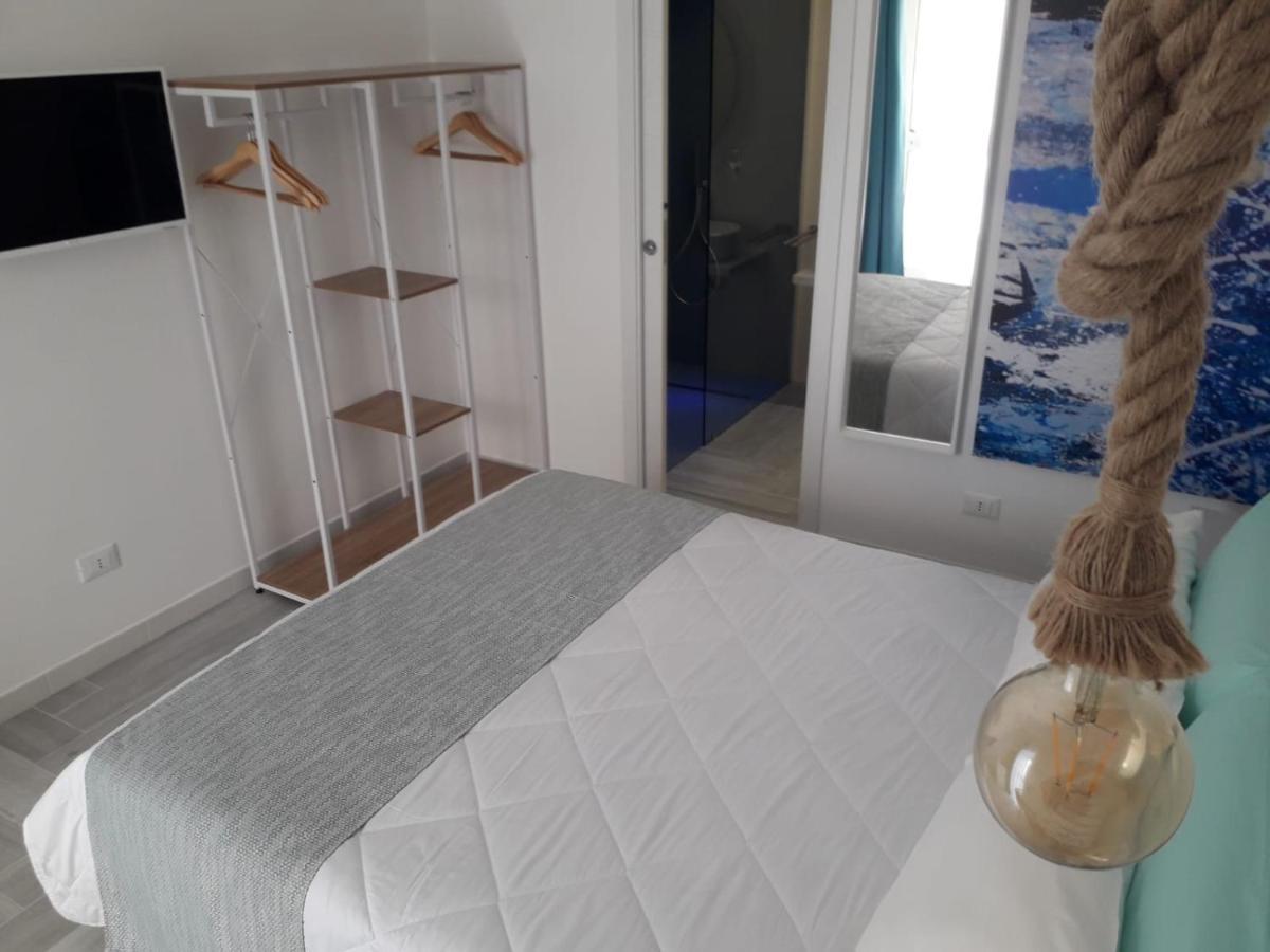 Aquamari B&B В'єсте Екстер'єр фото